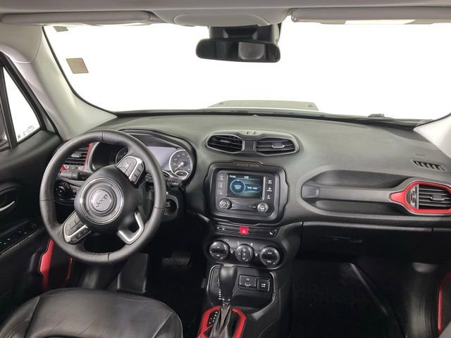 Used 2015 Jeep Renegade Trailhawk w/ Premium Leather Group image 29