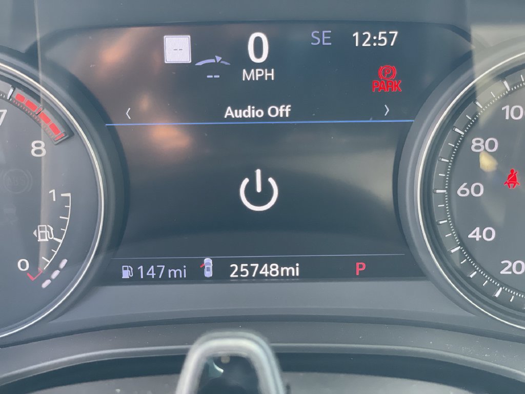Used 2025 Cadillac XT6 Premium Luxury w/ Technology Package FWD image 12