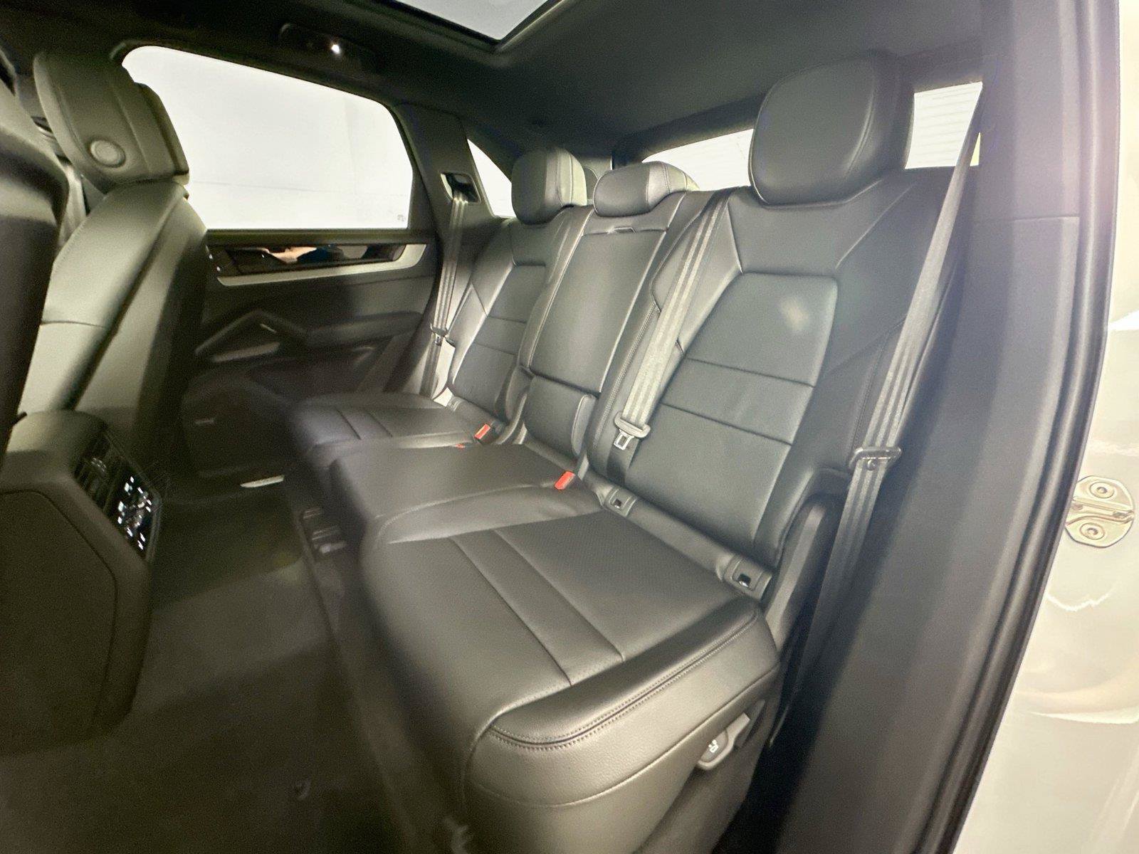 Used 2026 Porsche Cayenne S AWD/4WD image 26