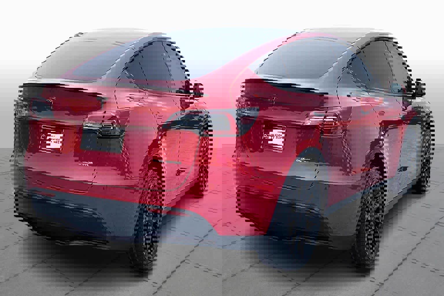 Used 2022 Tesla Model Y Long Range image 11