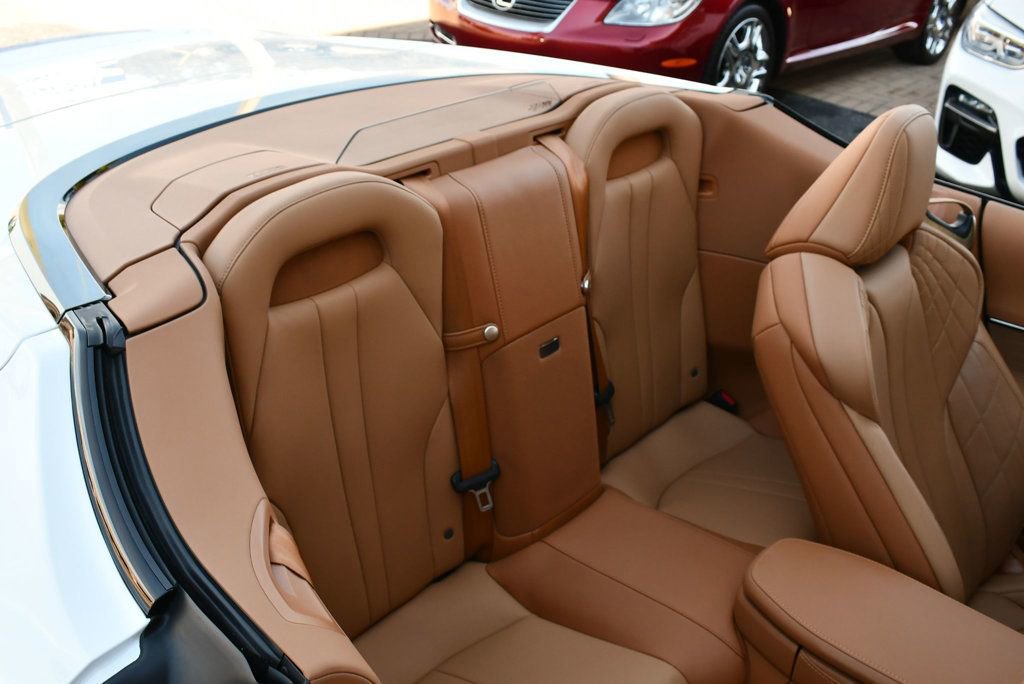Used 2022 Lexus LC 500 Convertible image 17
