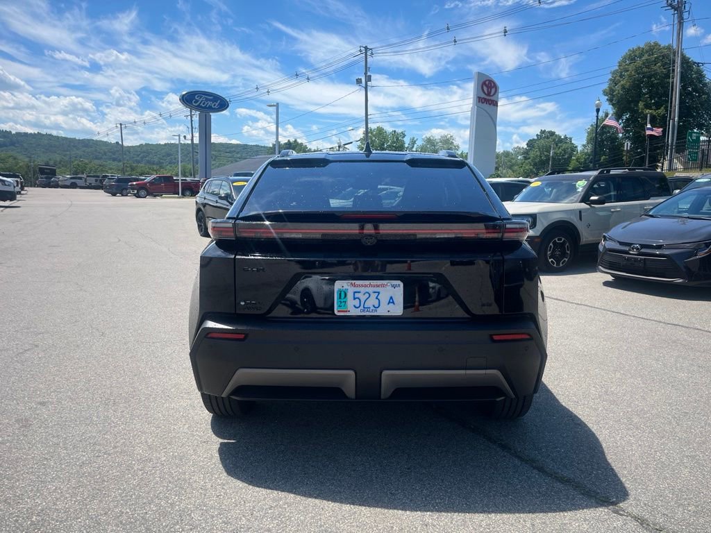 New 2026 Toyota C-HR AWD/4WD image 4