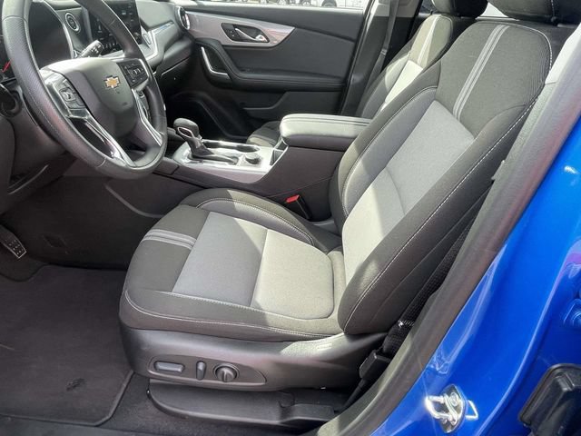 Used 2025 Chevrolet Blazer LT AWD/4WD image 14