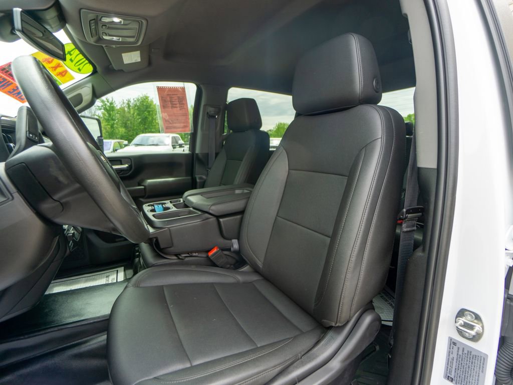 Used 2024 Chevrolet Silverado 3500 W/T image 13