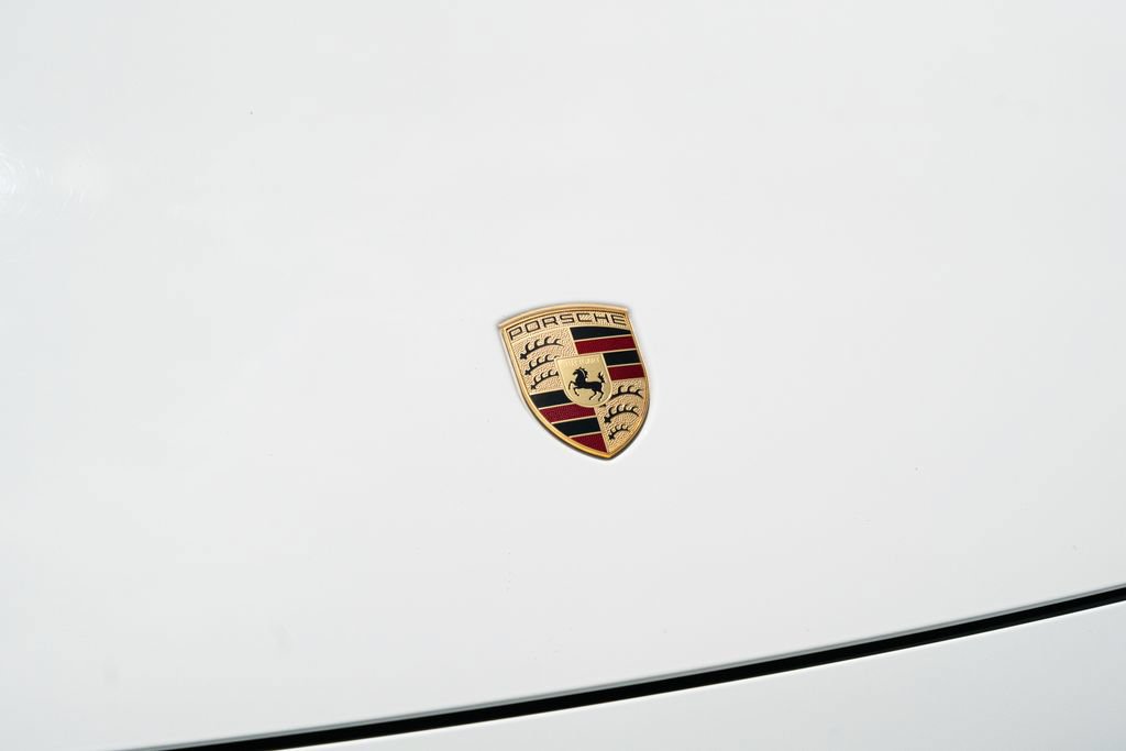 Used 2015 Porsche Cayenne Turbo AWD/4WD image 6