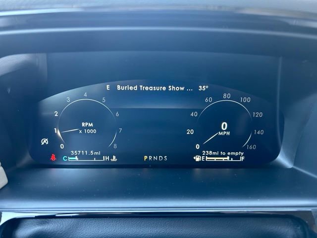 Used 2023 Lincoln Nautilus FWD w/ Premium Package image 2