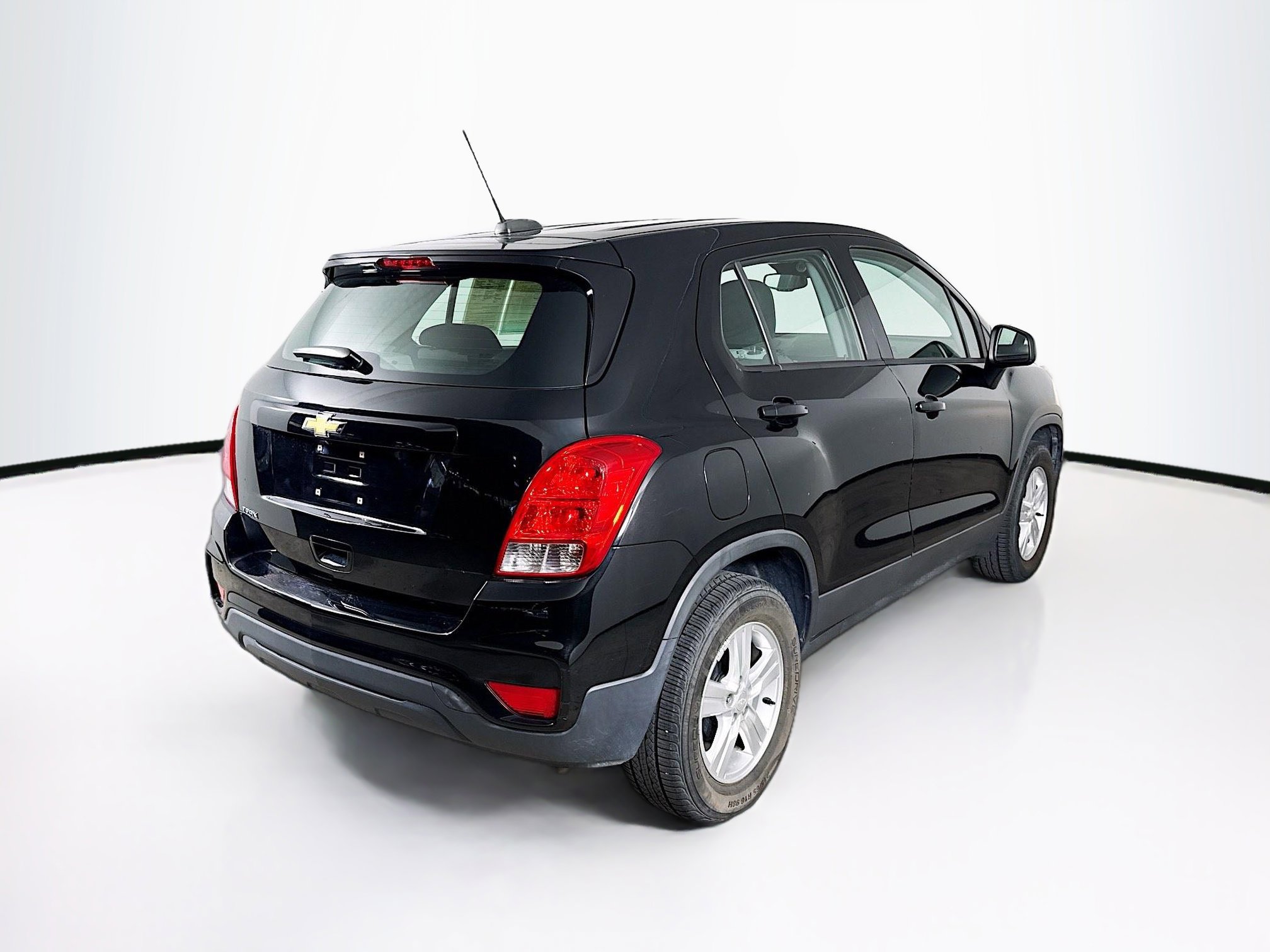 Used 2020 Chevrolet Trax LS image 30