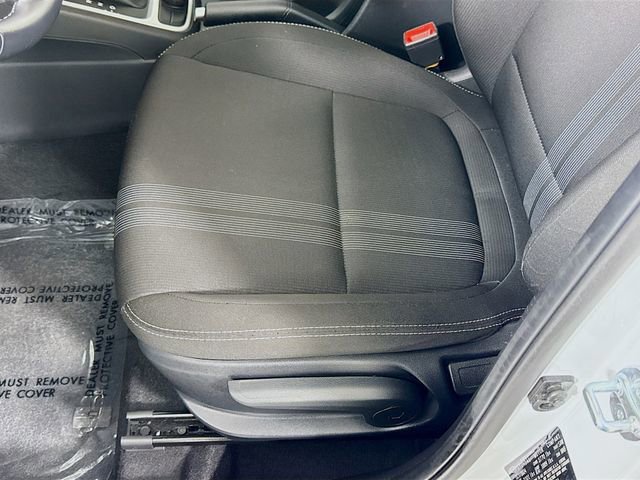 Used 2025 Hyundai Venue SEL image 18