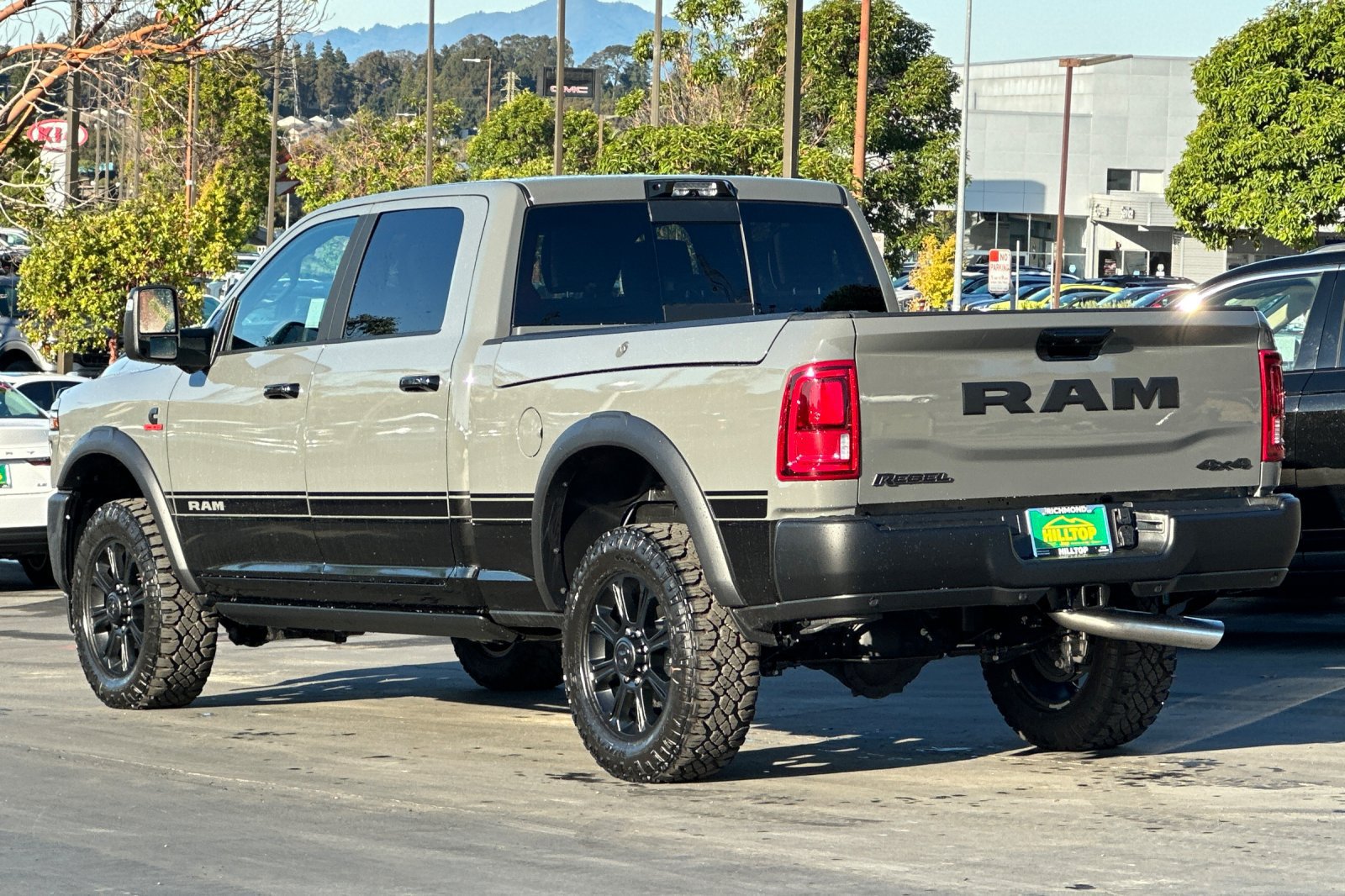 New 2027 RAM 2500 4x4 Crew Cab image 6