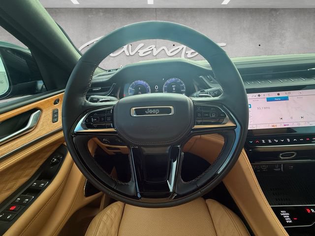 Used 2026 Jeep Grand Cherokee Summit w/ Obsidian Package AWD/4WD image 21