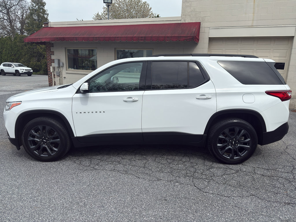 Used 2019 Chevrolet Traverse RS w/ LPO, Floor Liner Package AWD/4WD image 2