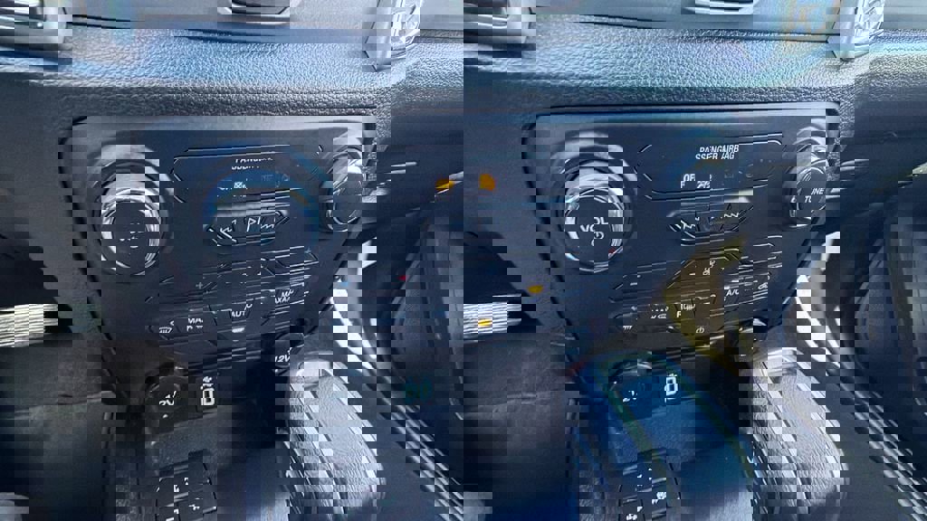 Used 2023 Ford Ranger XLT w/ Equipment Group 301A Mid image 29