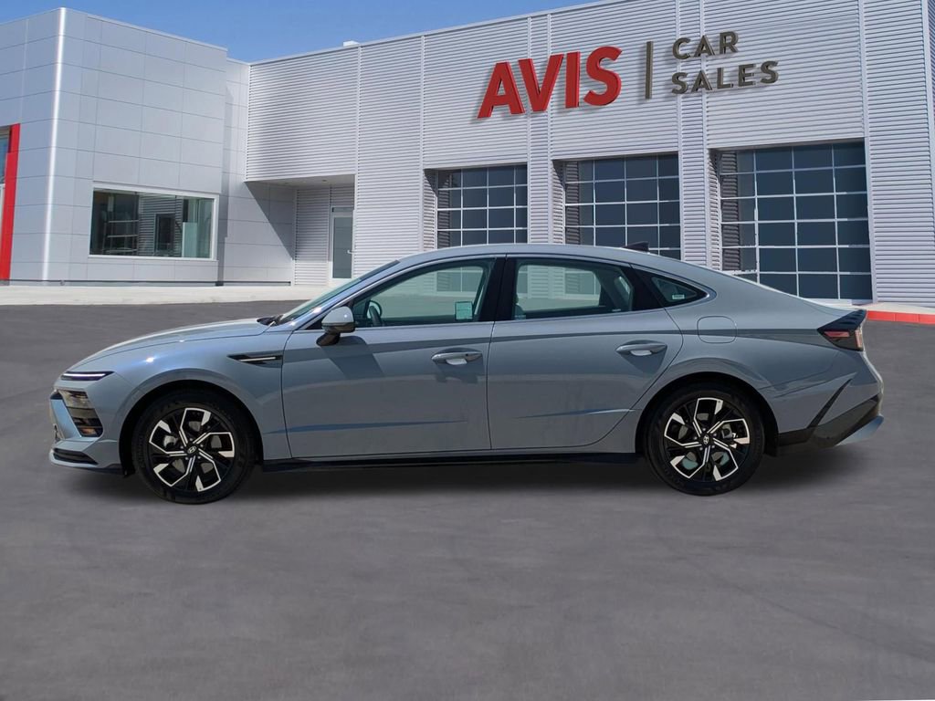 Used 2025 Hyundai Sonata SEL FWD image 10