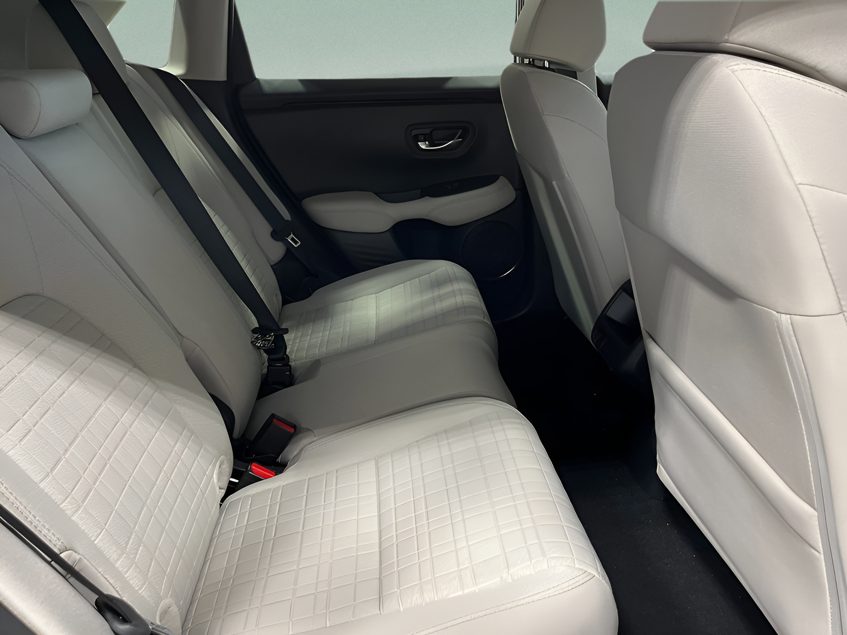 New 2027 Honda HR-V LX image 24