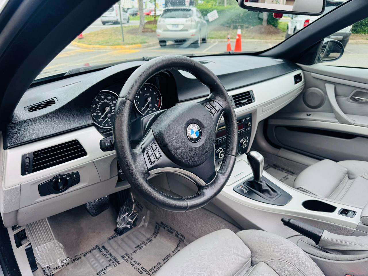 Used 2007 BMW 328i Convertible RWD image 11
