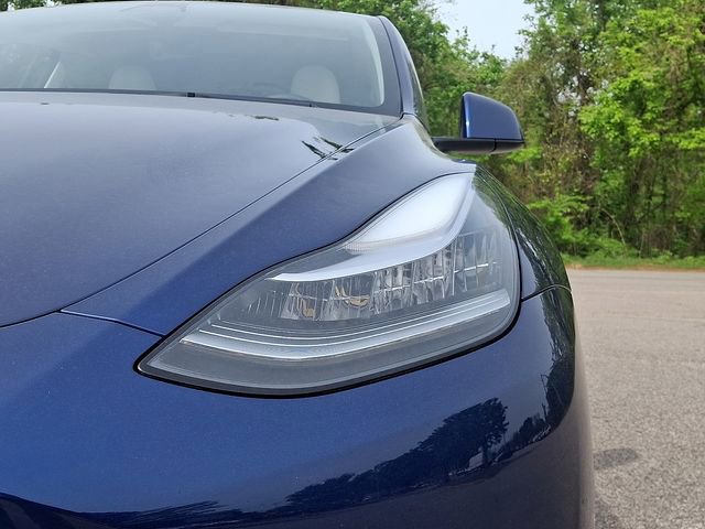 Used 2022 Tesla Model Y Long Range AWD/4WD image 11