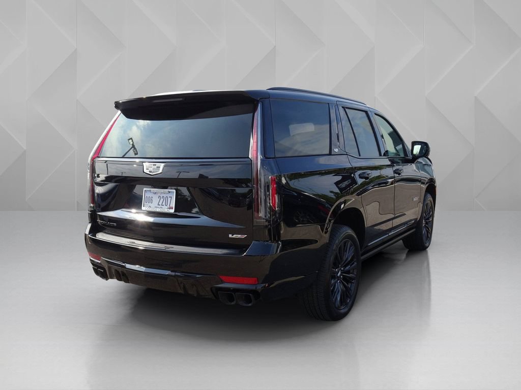 Used 2023 Cadillac Escalade V w/ LPO, ONYX Package AWD/4WD image 5