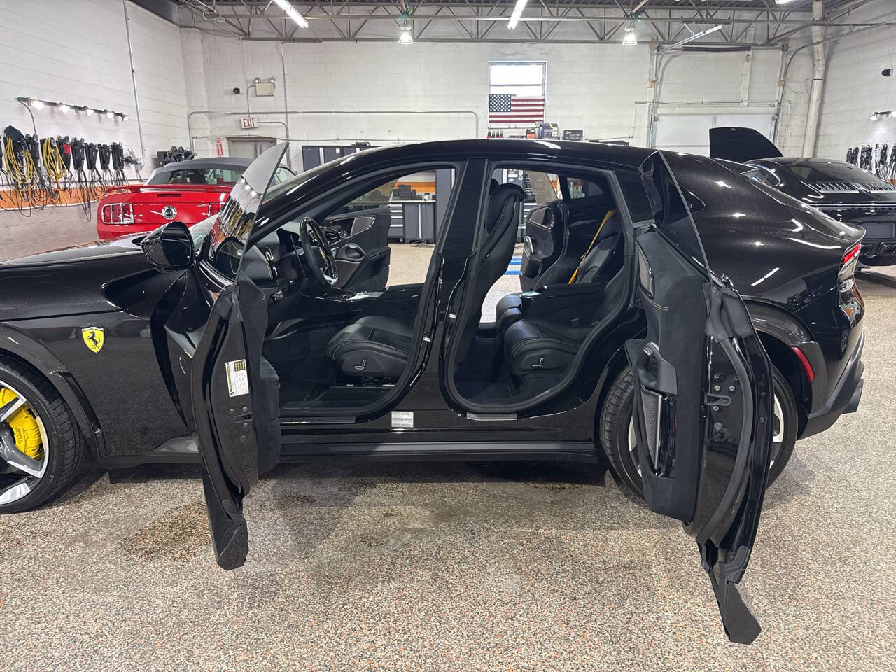 Used 2025 Ferrari Purosangue image 39