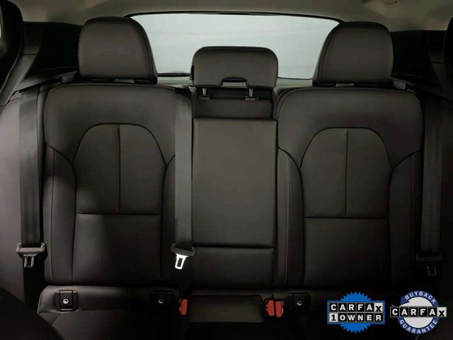 Used 2025 Volvo XC40 B5 Plus image 76