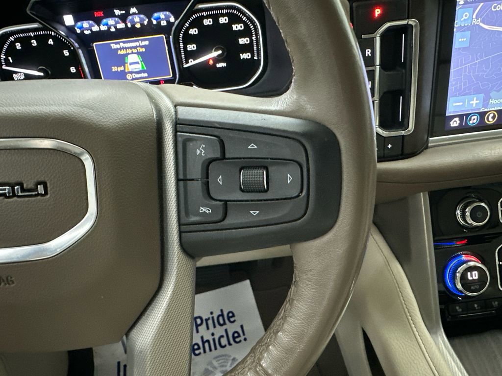 Used 2021 GMC Yukon XL Denali image 28