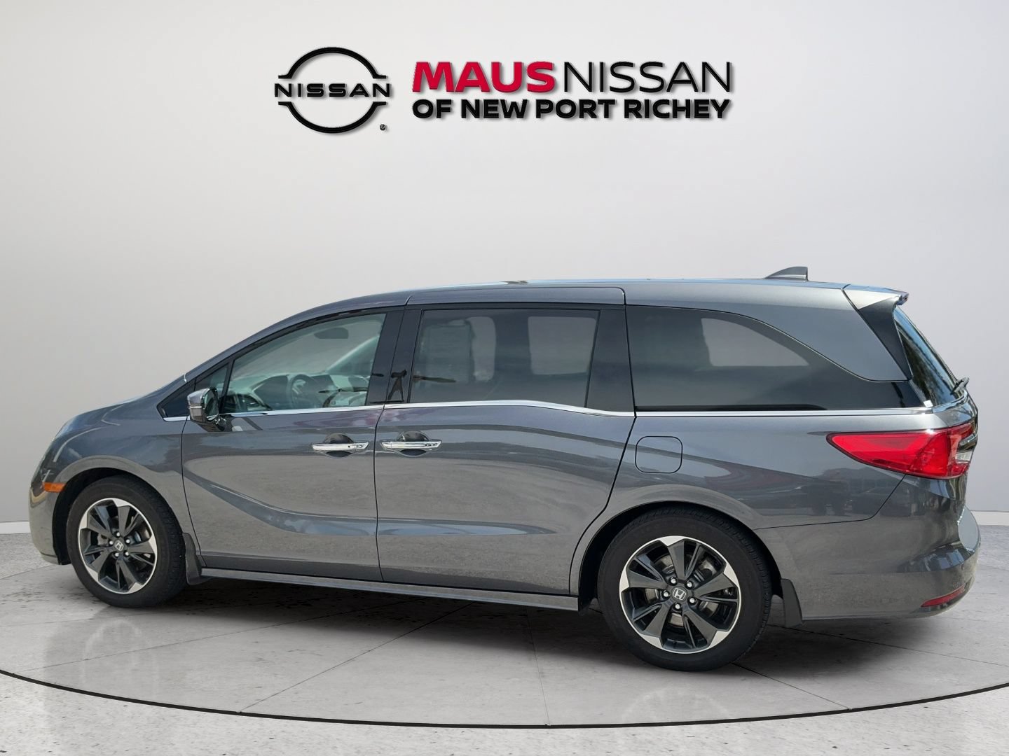 Used 2023 Honda Odyssey Elite image 7
