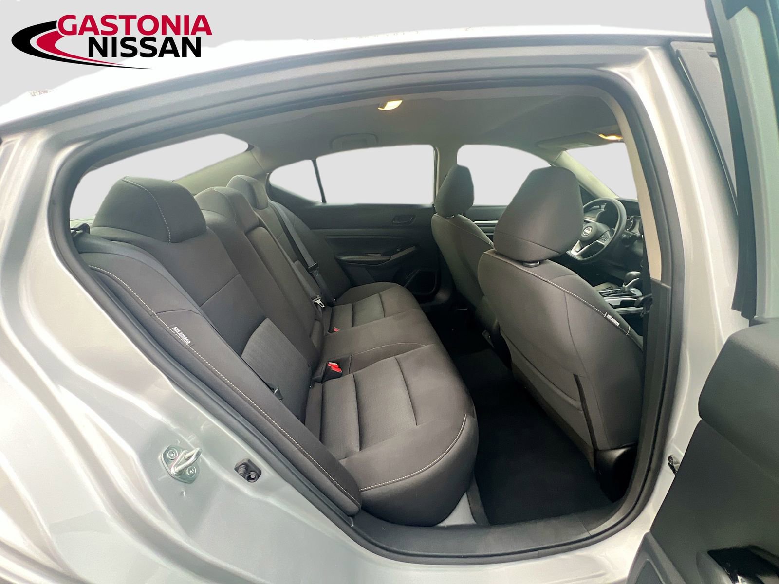 Used 2023 Nissan Altima 2.5 SV image 33