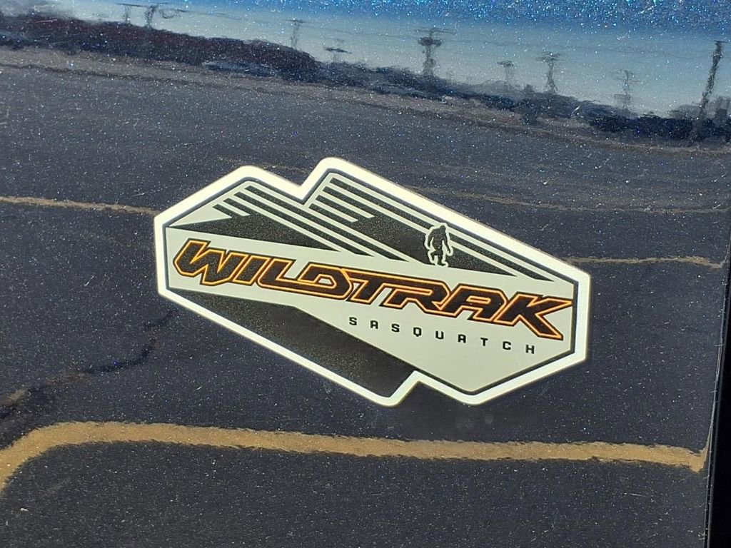 Used 2021 Ford Bronco Wildtrak image 31