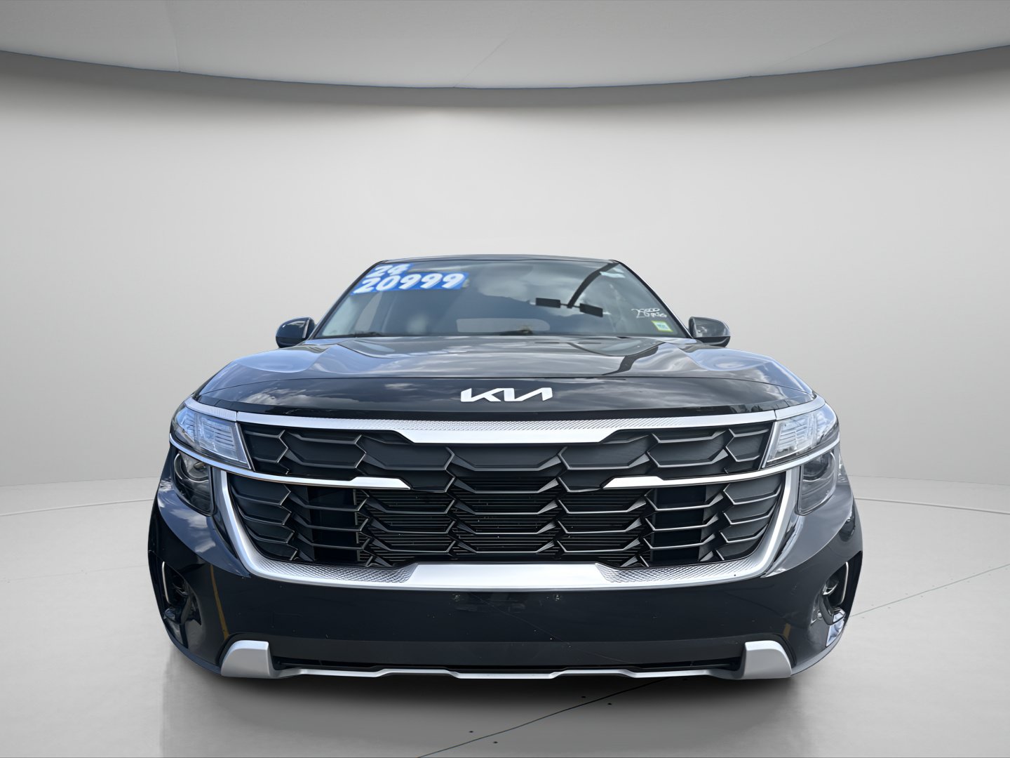 Used 2024 Kia Seltos LX AWD/4WD image 11