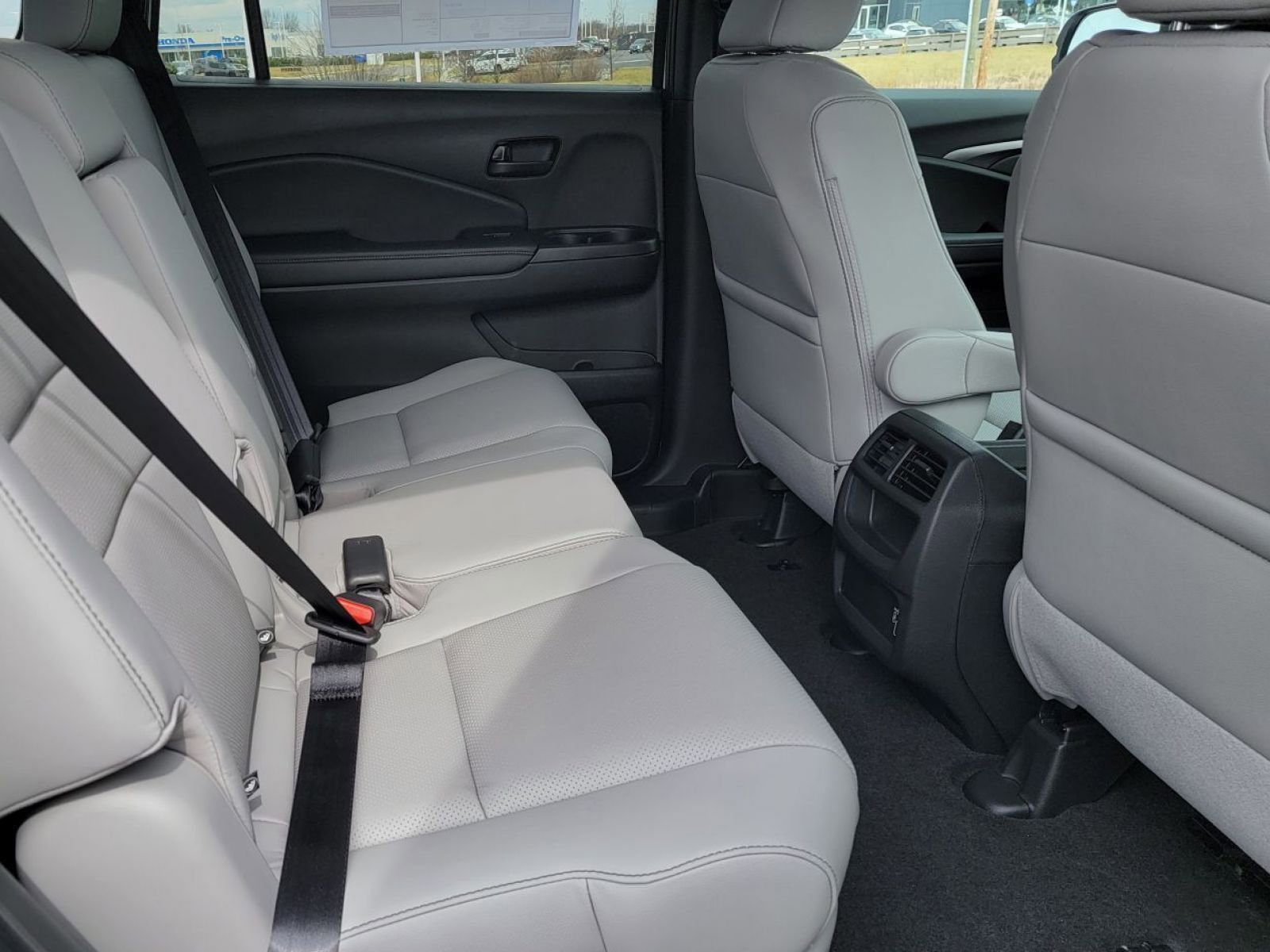 Used 2023 Honda Passport EX-L image 19
