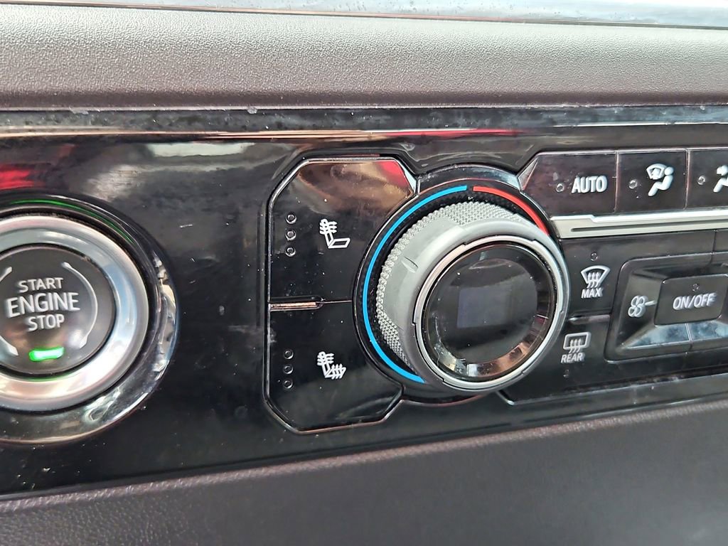 Used 2023 Chevrolet Silverado 1500 LT w/ Protection Package image 18