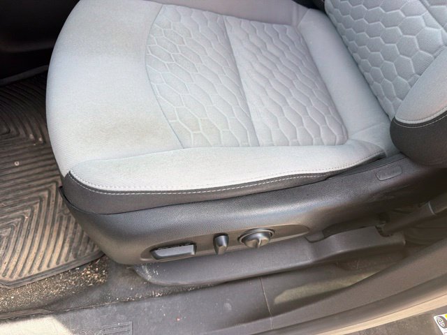 Used 2018 Chevrolet Equinox LT FWD image 8