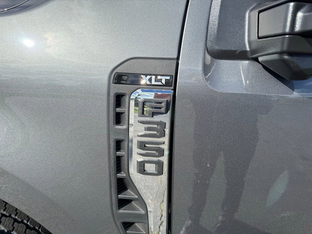 New 2026 Ford F350 XLT image 5