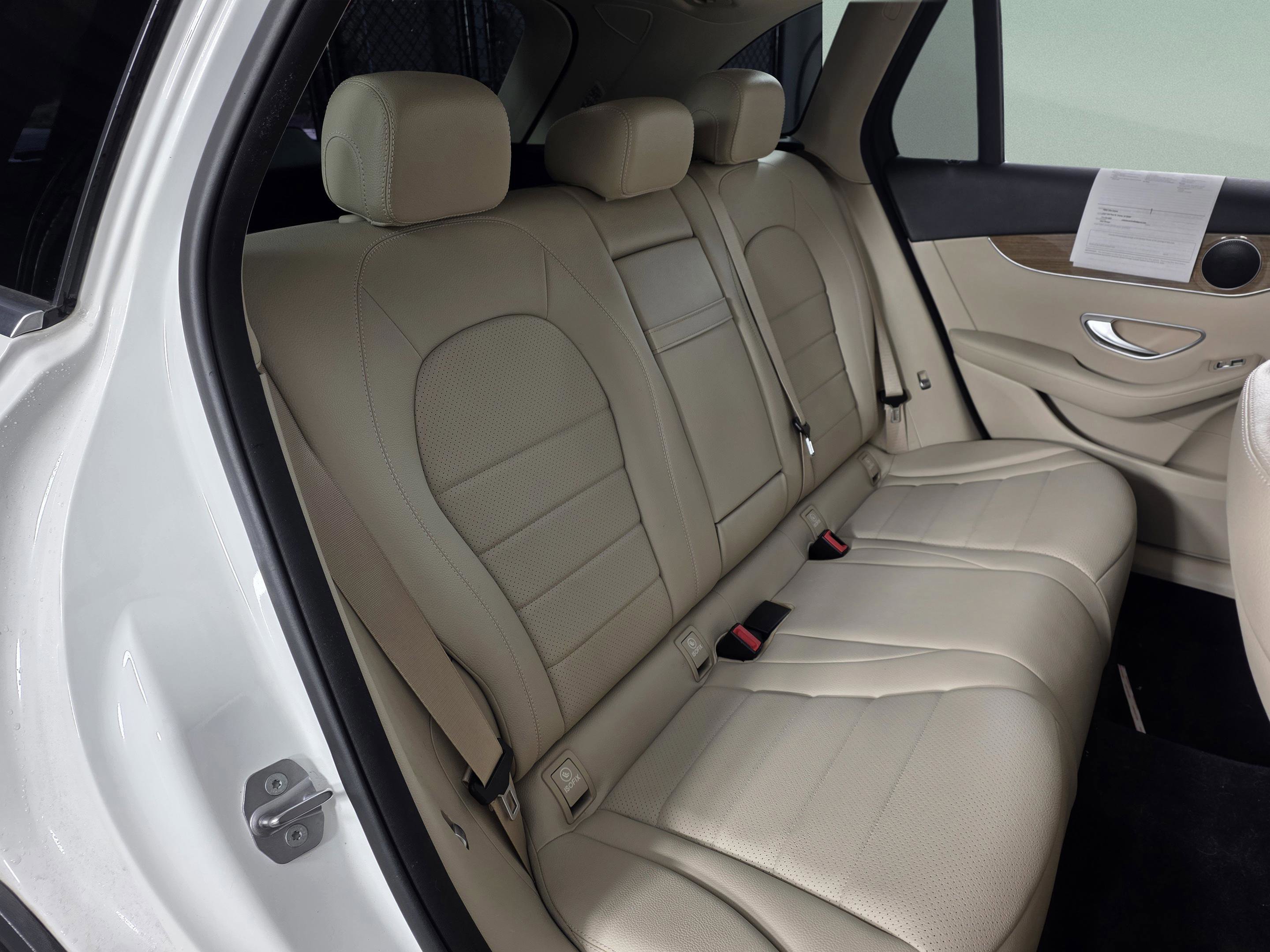 Used 2017 Mercedes-Benz GLC 300 image 25