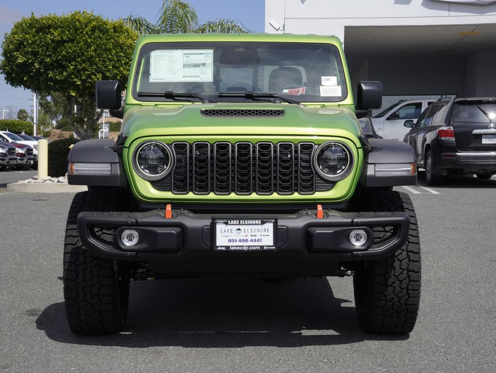 New 2026 Jeep Gladiator Mojave w/ Steel Bumper Group AWD/4WD image 9