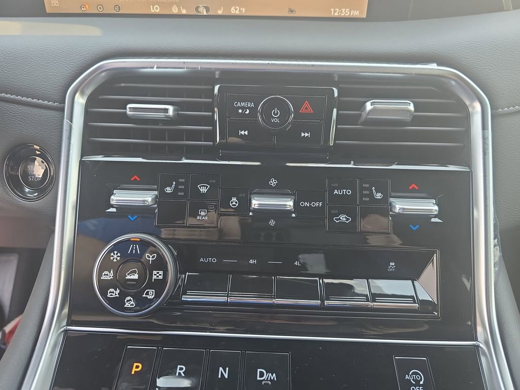 New 2025 Nissan Armada SL w/ Captain's Chari Seat Package image 21