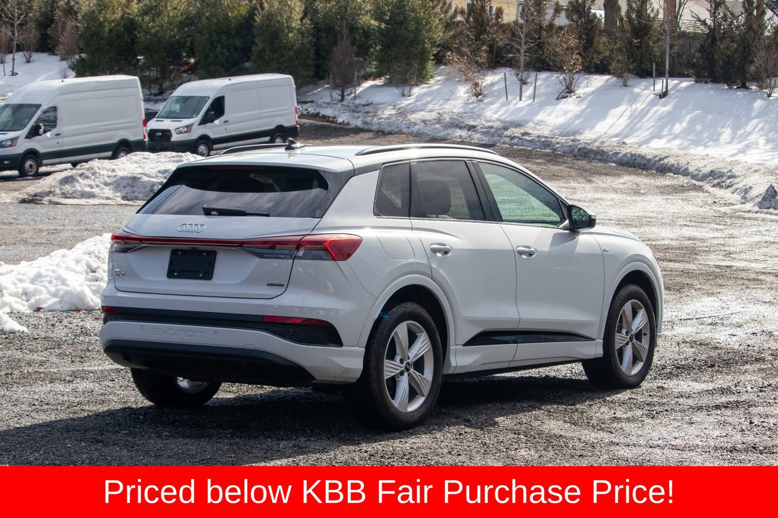 Used 2024 Audi Q4 e-tron Premium image 7