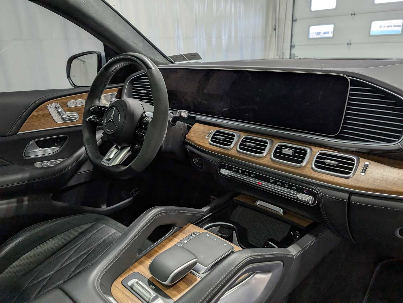 Certified 2024 Mercedes-Benz GLE 63 AMG S image 40