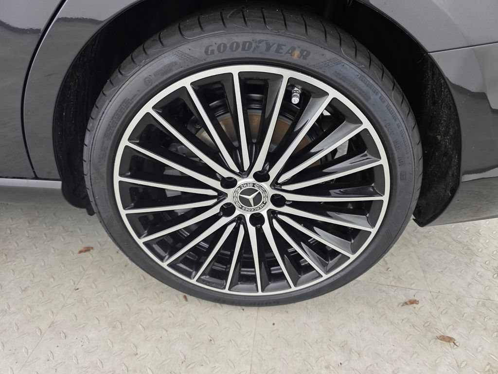New 2026 Mercedes-Benz C 300 Sedan image 12