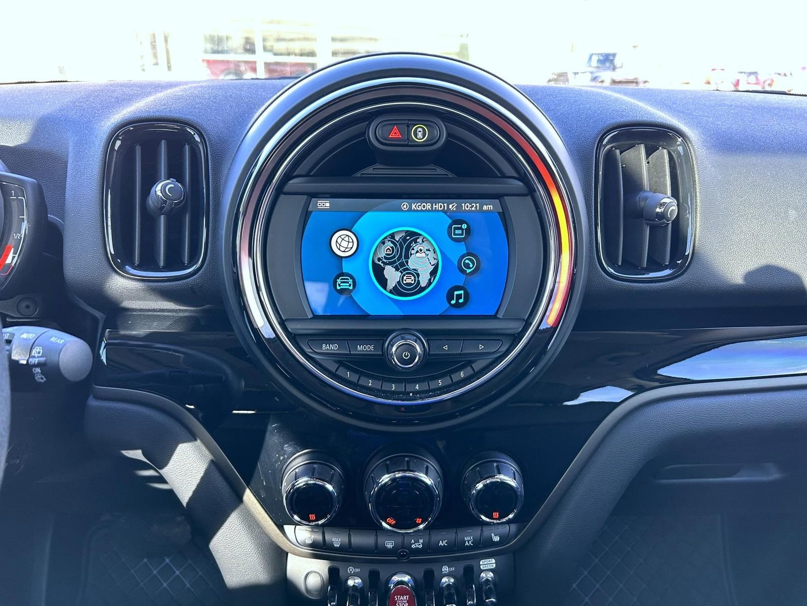 Used 2020 MINI Cooper Countryman S w/ Convenience Package image 13