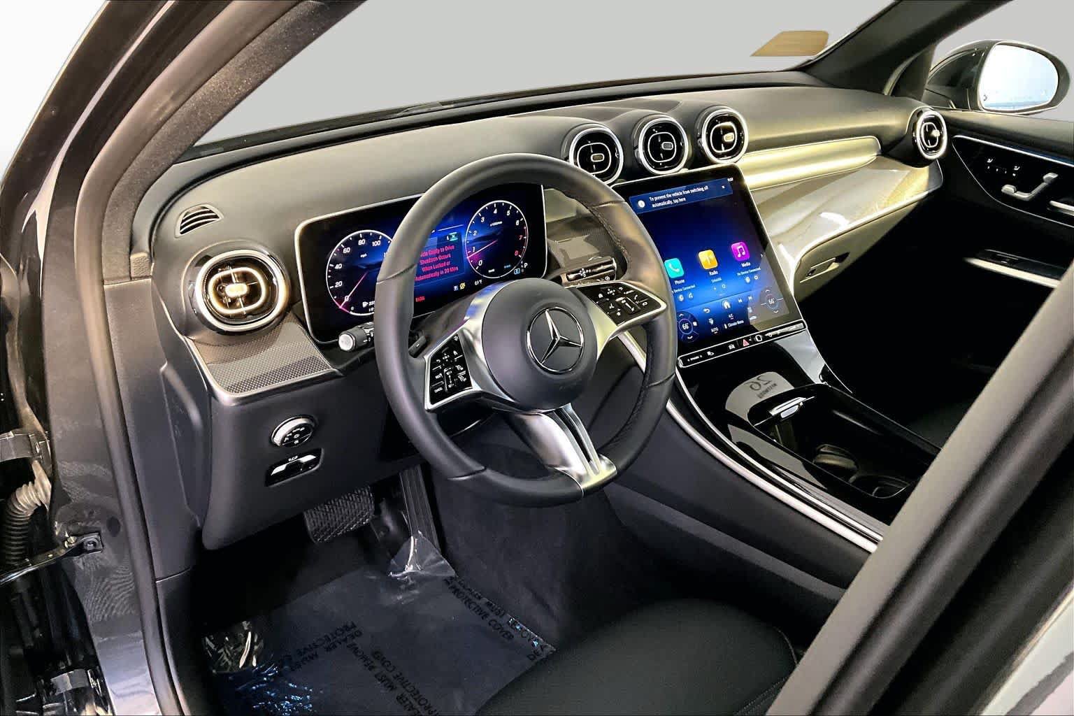 Used 2026 Mercedes-Benz GLC 300 4MATIC image 18