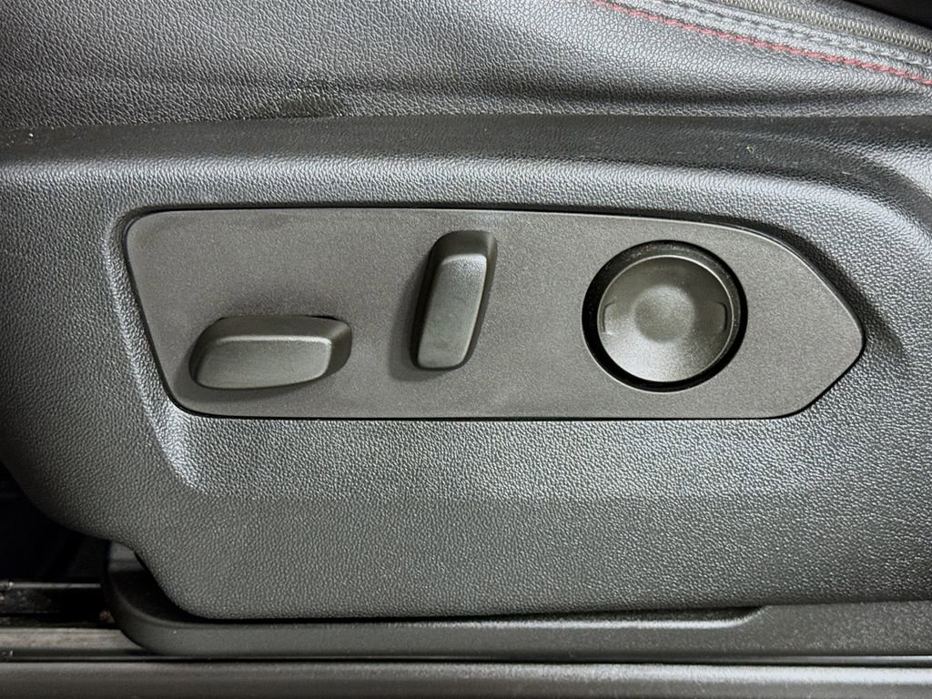 Used 2022 Chevrolet Tahoe RST w/ Sport Performance Package image 21