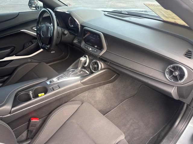 Used 2024 Chevrolet Camaro LT w/ Technology Package RWD image 15