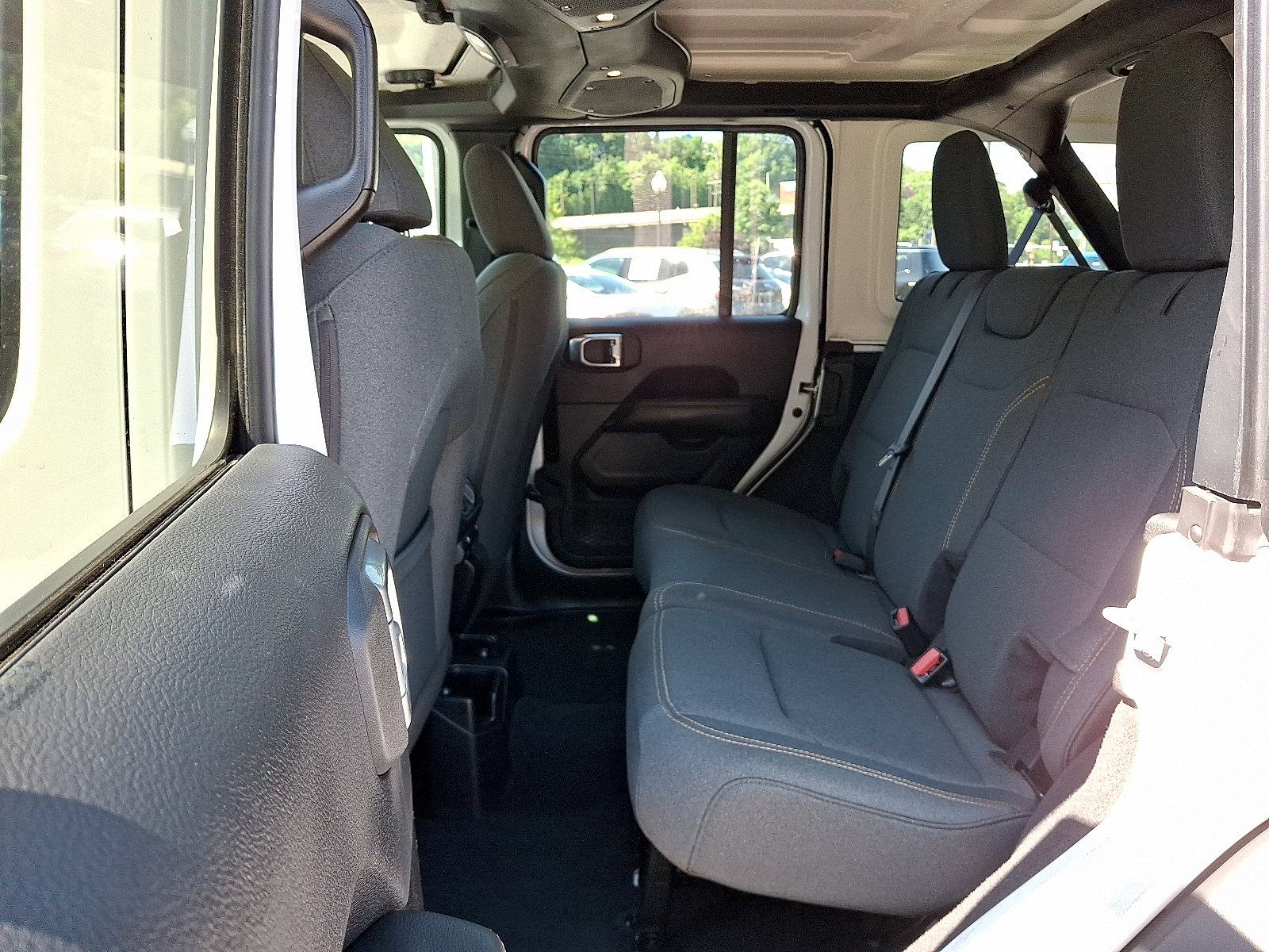 Certified 2025 Jeep Wrangler Unlimited Sport AWD/4WD image 10
