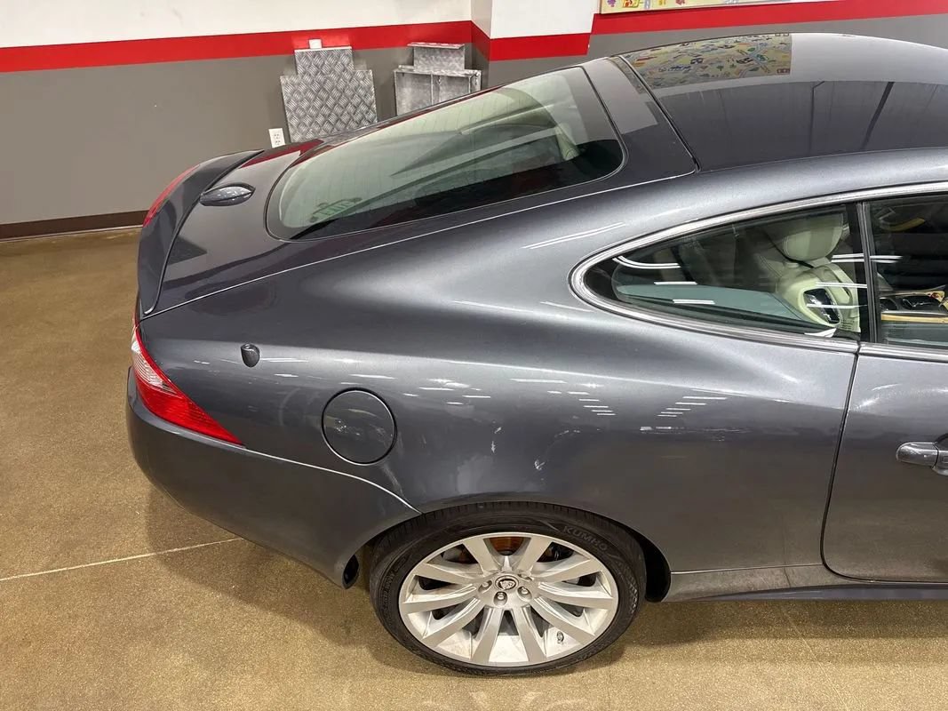 Used 2007 Jaguar XK Coupe RWD image 47