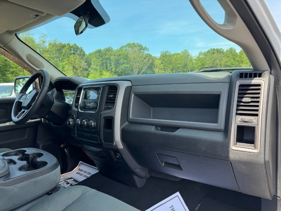 Used 2014 RAM 1500 ST w/ SXT Appearance Group AWD/4WD image 19