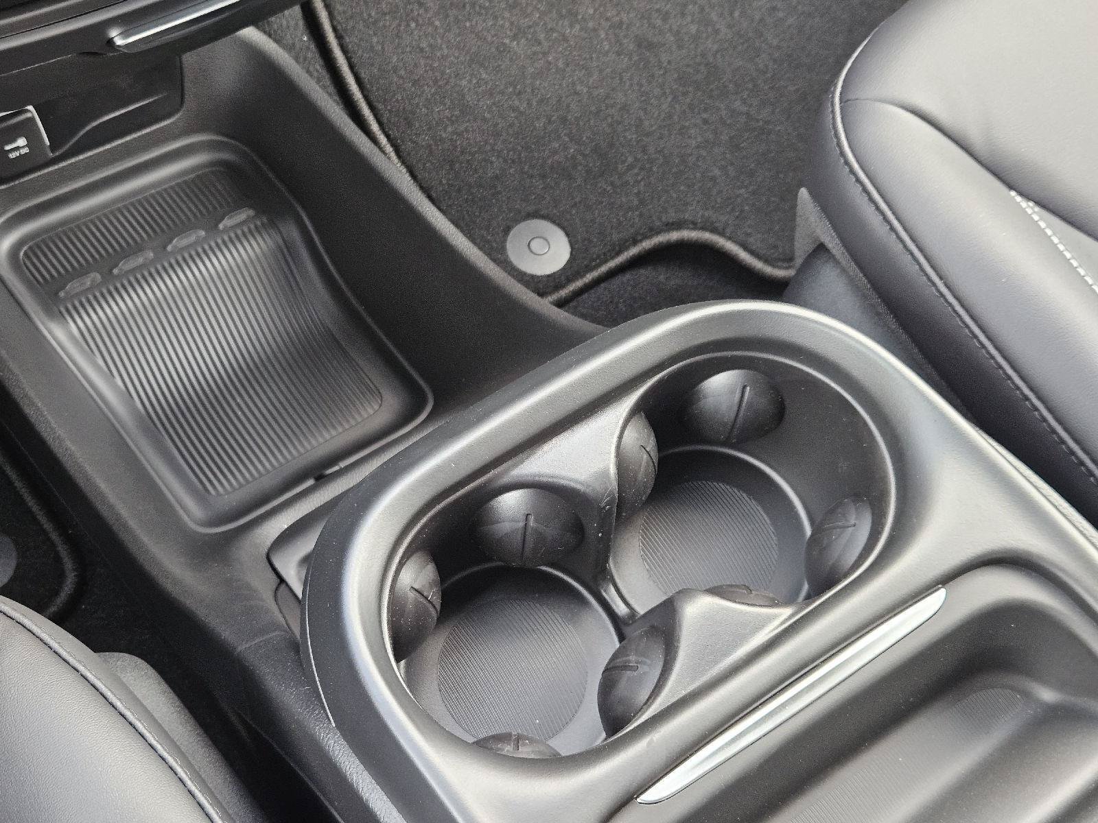 New 2027 Chrysler Pacifica LX FWD image 16