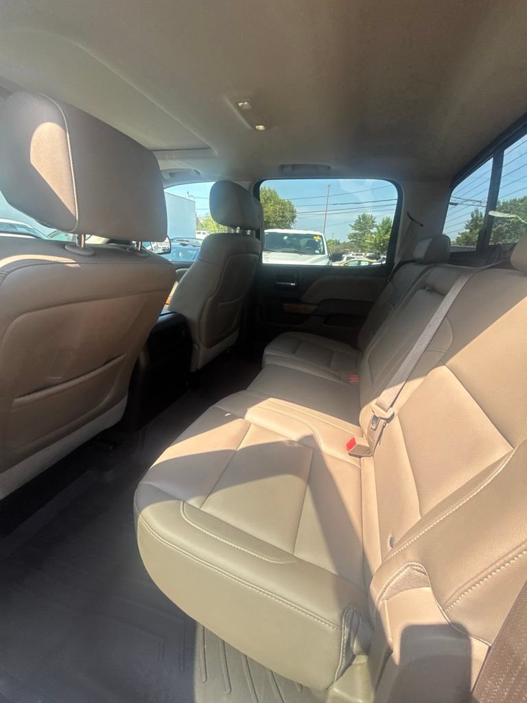 Used 2014 GMC Sierra 1500 SLT w/ Driver Alert Package AWD/4WD image 17