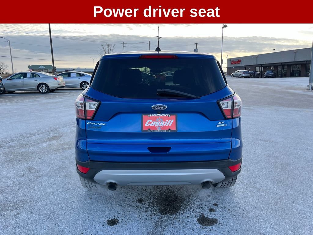 Used 2017 Ford Escape SE w/ SE Cold Weather Package image 4