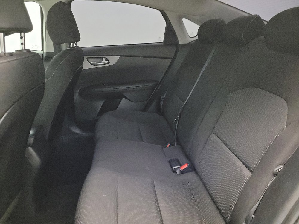 Used 2021 Kia Forte LXS FWD image 18
