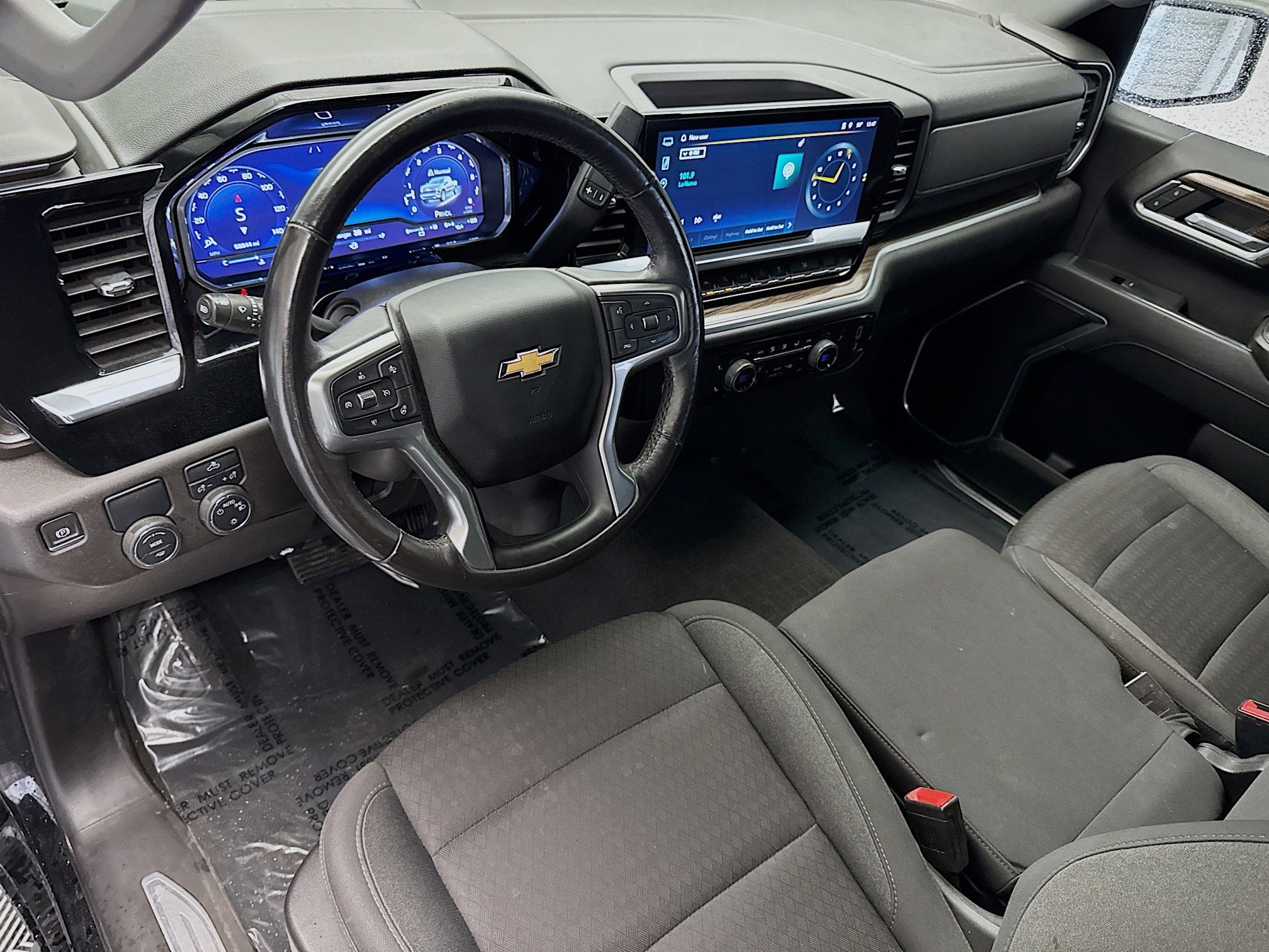 Used 2022 Chevrolet Silverado 1500 LT image 7